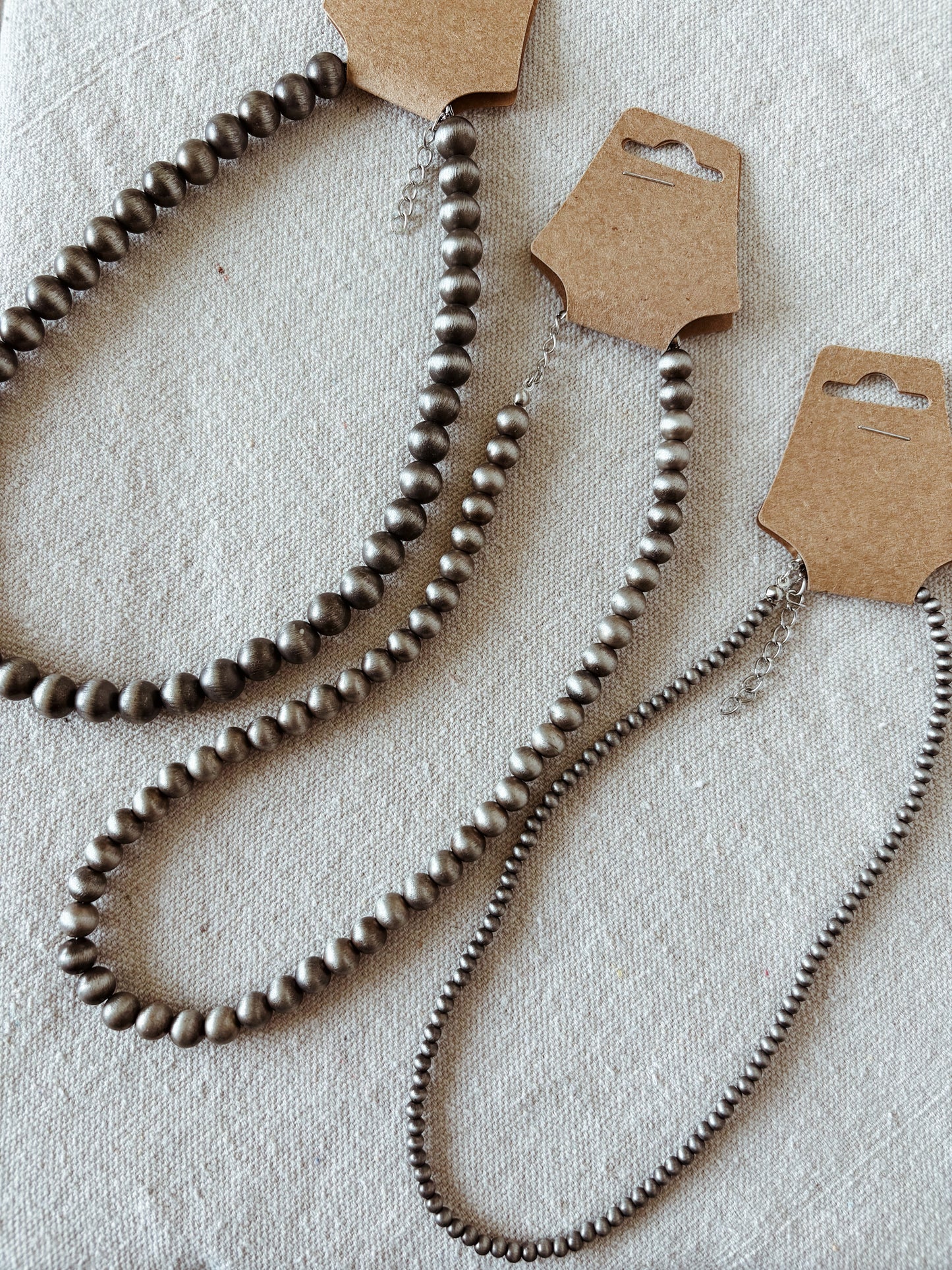 Navajo Pearl Necklace - Medium Beads