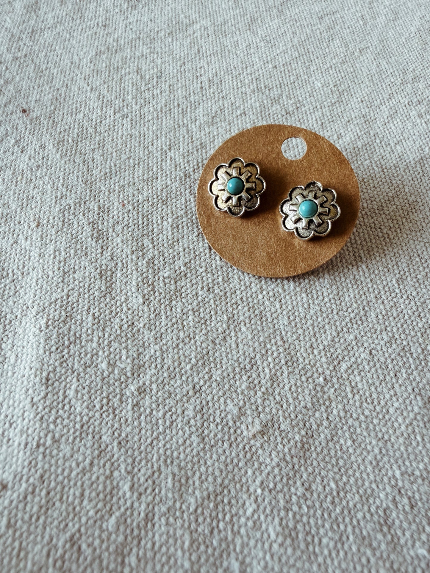 Turquoise Metal Flower - Stud Earring