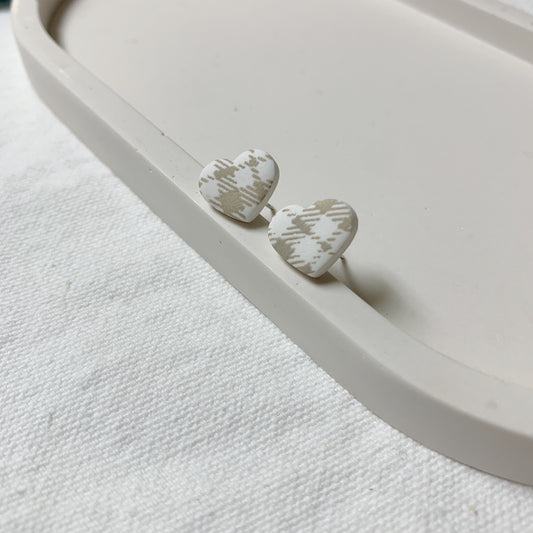 Heart Stud - Tan Plaid