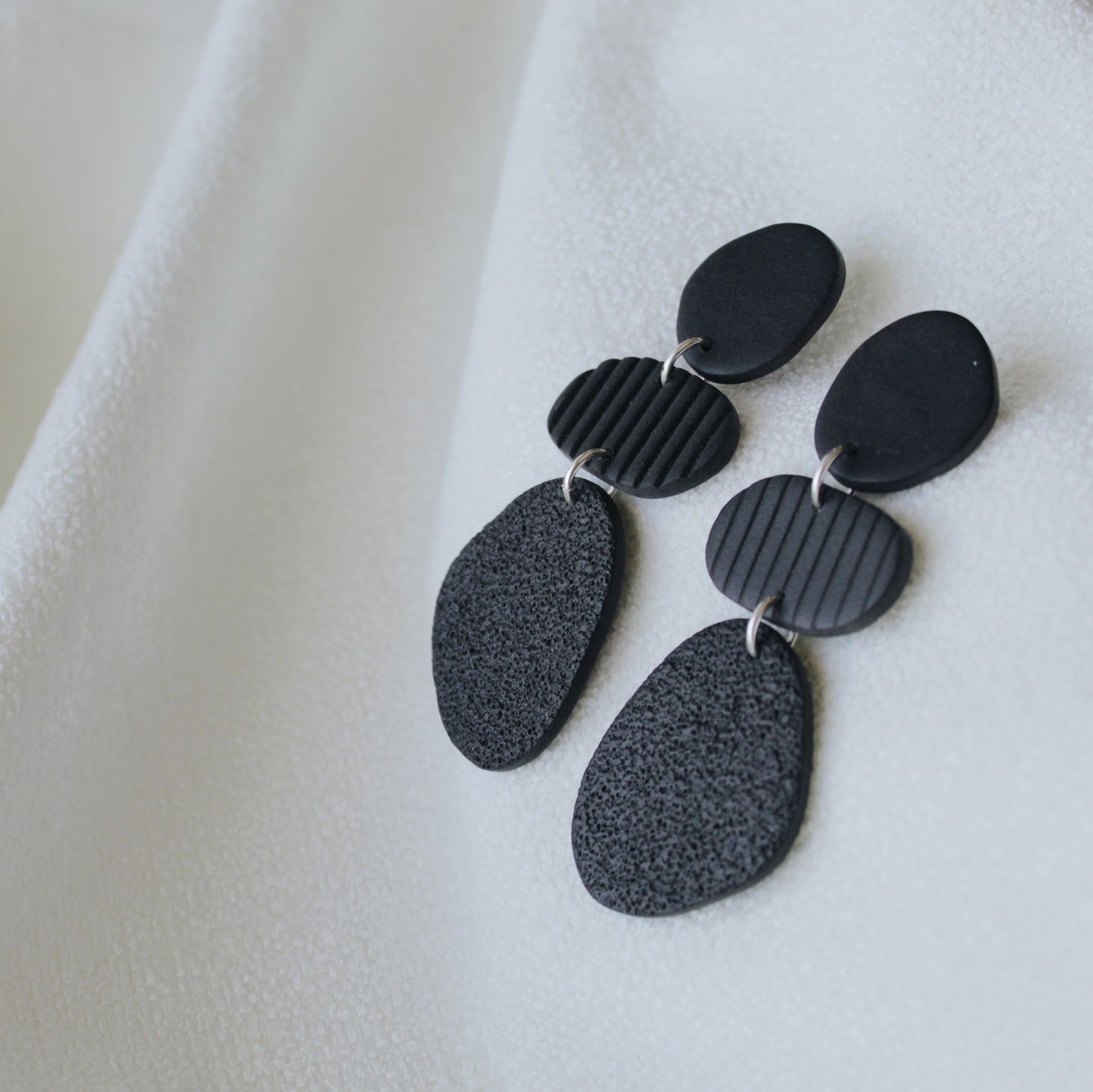 Rori Earring - Black Combo