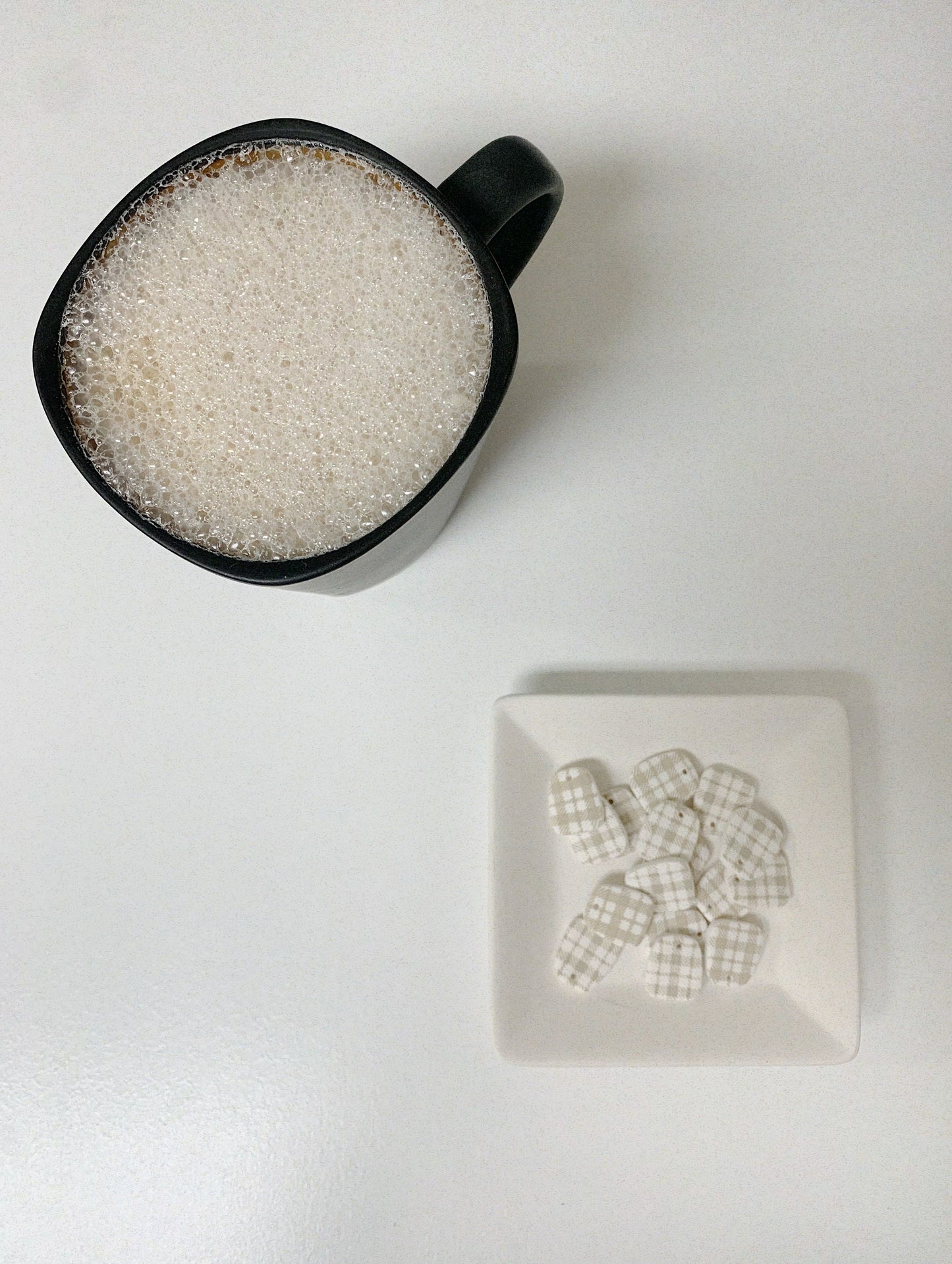 Evie - Wood + Tan Plaid