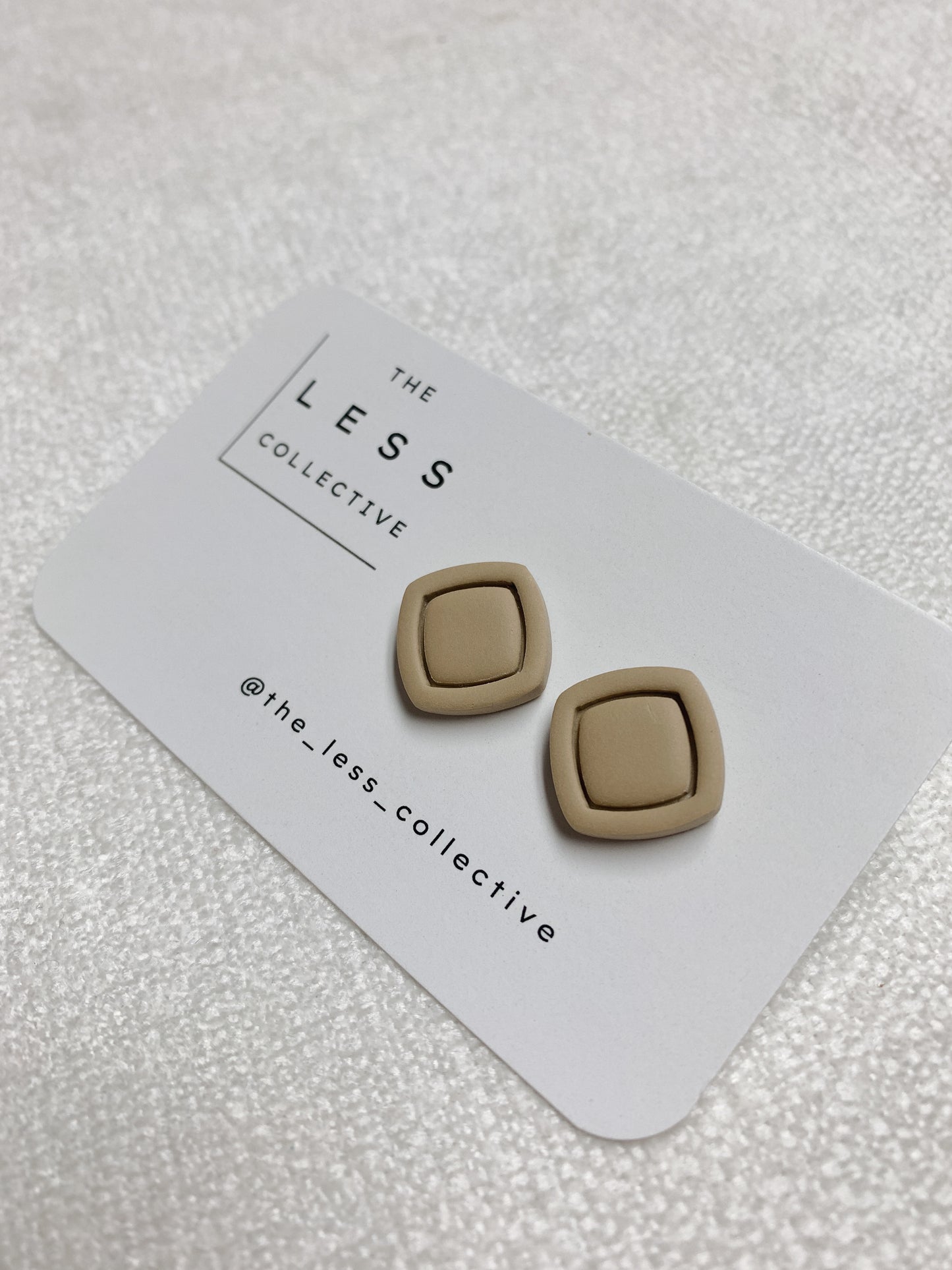 Bordered Diamond Stud - Sand