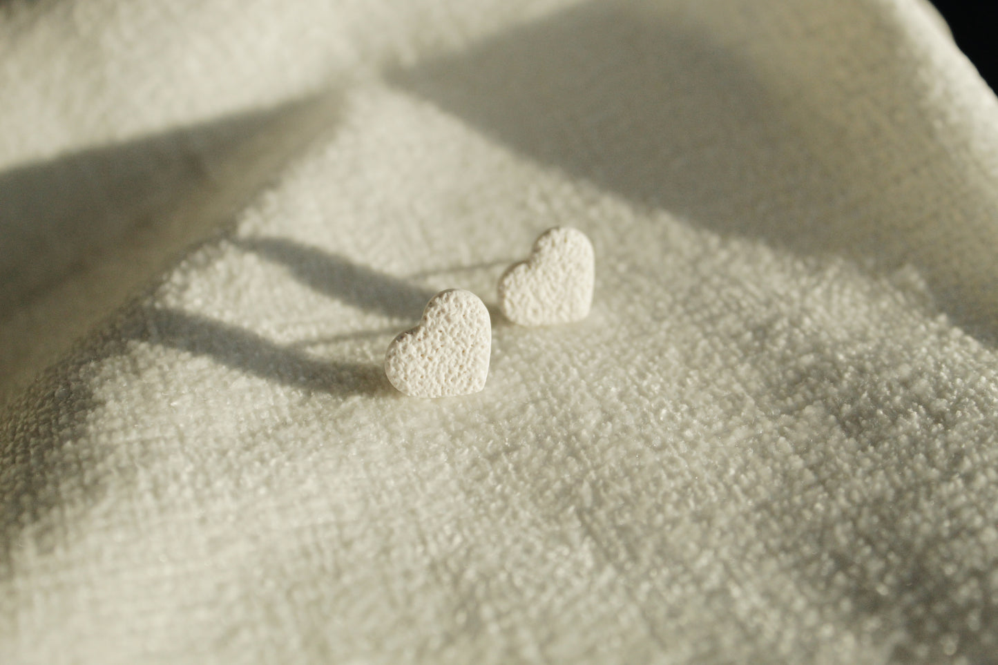 Heart Stud - Textured White